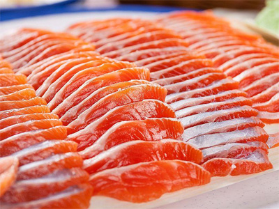 Rainbow_trout_meat_color.jpg frensh Rainbow trout meat color